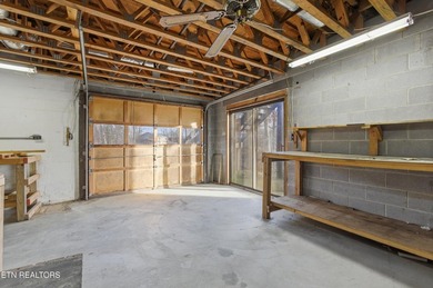 Prime location meets endless potential! This well maintained 3 - photo 39