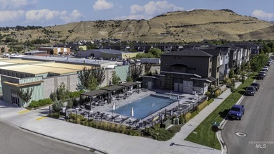 Open Wed & Sat 12-2pm! Residence 206 is a stunning 2-bedroom - photo 40