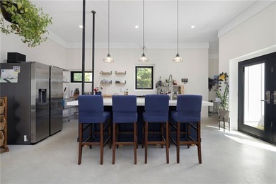 Innovative cutting edge modern contemporary one level offers - photo 3