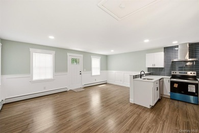 Move right into this refurbished and updated 2 Bedroom Ranch - photo 9