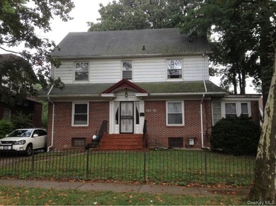 Spacious detached Two dwelling house in the heart of Flushing - photo 1