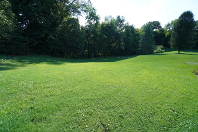 Convenient One-Level Living in Hampton Square! - photo 3