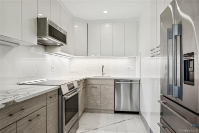 East River Home Sale Pending in Beechhurst New York