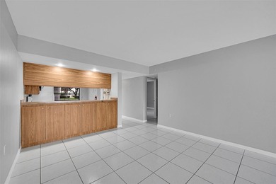 Investment opportunity or the perfect place to call home! Rarely - photo 15