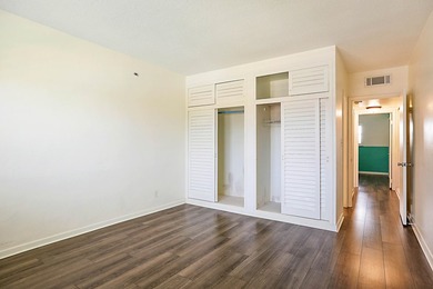 Move right into this beautifully updated 2-bedroom, 2-bath - photo 19