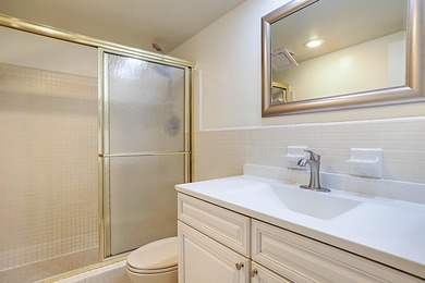 Move right into this beautifully updated 2-bedroom, 2-bath - photo 20