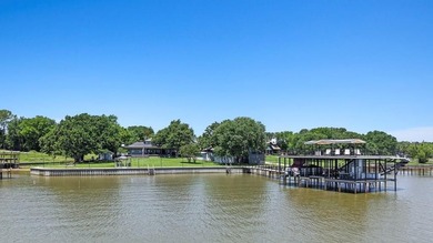 Approximately 528 feet of platted water frontage, a spectacular - photo 1
