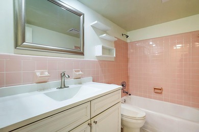 Move right into this beautifully updated 2-bedroom, 2-bath - photo 21