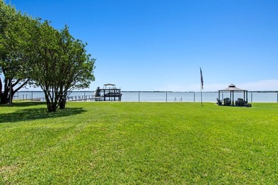 Approximately 528 feet of platted water frontage, a spectacular - photo 3