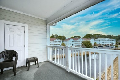 You will love this beautiful top floor end unit offering 2 - photo 24