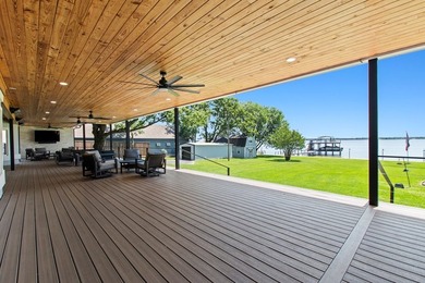 Approximately 528 feet of platted water frontage, a spectacular - photo 4