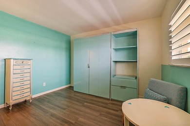 Move right into this beautifully updated 2-bedroom, 2-bath - photo 24