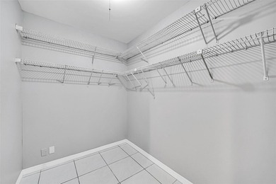 Investment opportunity or the perfect place to call home! Rarely - photo 26