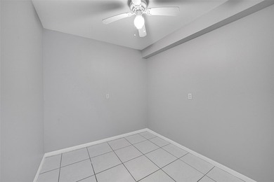 Investment opportunity or the perfect place to call home! Rarely - photo 28