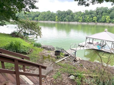Lake Home For Sale in Harrodsburg, Kentucky