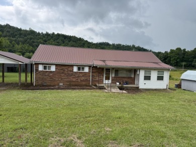 (private lake, pond, creek) Home Sale Pending in Rockholds Kentucky