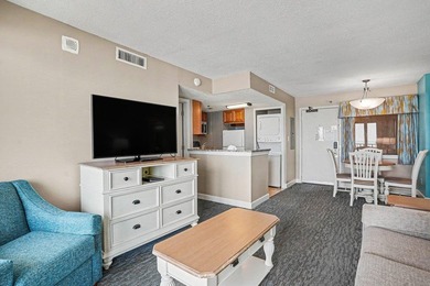 Direct oceanfront 2BR/2BA lock-out unit with awesome views and - photo 6