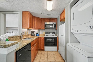 Direct oceanfront 2BR/2BA lock-out unit with awesome views and - photo 7