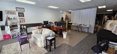 Prime downtown commercial building offering 1,892 sq ft of - photo 2