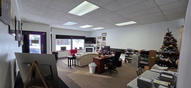 Prime downtown commercial building offering 1,892 sq ft of - photo 3