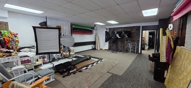Prime downtown commercial building offering 1,892 sq ft of - photo 5