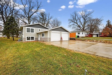 Fox Lake - Dodge County Home For Sale in Fox Lake Wisconsin