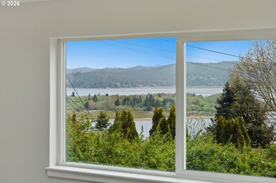 OWNER WILL SHORT TERM CARRY. Stunningly Remodeled Home with - photo 13