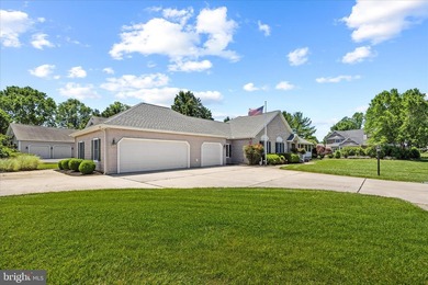 Welcome to 1 Eagle Way, a distinguished residence situated on a - photo 3