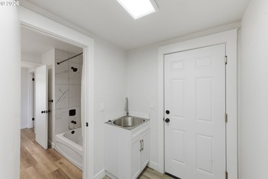 OWNER WILL SHORT TERM CARRY. Stunningly Remodeled Home with - photo 29