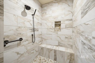Experience the pinnacle of Idaho luxury in the prestigious Club - photo 30