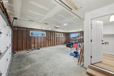 OWNER WILL SHORT TERM CARRY. Stunningly Remodeled Home with - photo 30