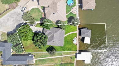 Lake Granbury Home Sale Pending in Granbury Texas