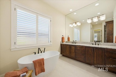 Experience the pinnacle of Idaho luxury in the prestigious Club - photo 34