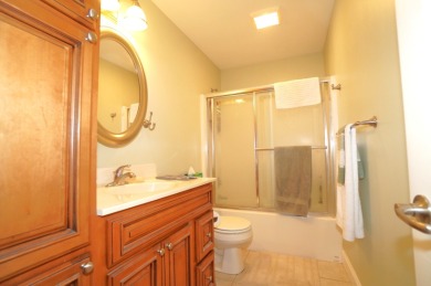 Convenient One-Level Living in Hampton Square! - photo 13