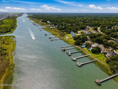 A rare waterfront estate where timeless elegance, exceptional - photo 50