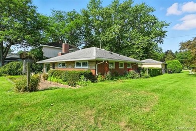 Independence Lake  Home For Sale in Whitmore Lake Michigan