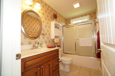 Convenient One-Level Living in Hampton Square! - photo 18