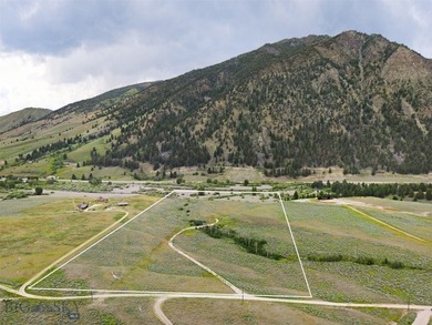 Experience the privacy and recreation that define Montana living - photo 3