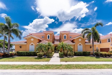 Cape Coral Lakes Area Condo For Sale in Cape Coral Florida