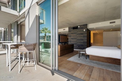 Located in Paradise Valley, freshly remodeled and newly - photo 11