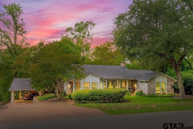 Hideaway Lake Home For Sale in Hideaway Texas