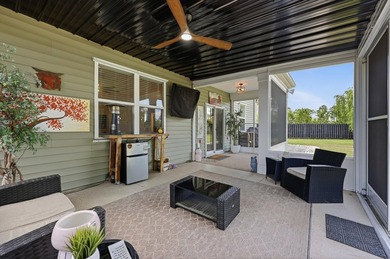Meridian at Market Common is an excellent community with great - photo 3