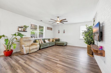 Meridian at Market Common is an excellent community with great - photo 4