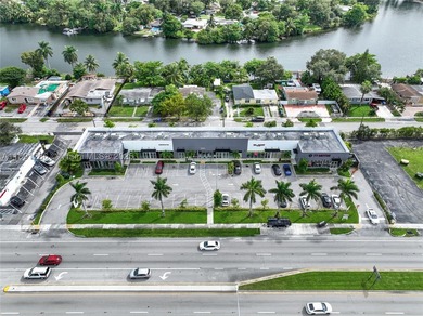 100% Fully Leased Triple Net investment opportunity with this - photo 11