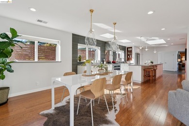 Don't miss this rare and sophisticated Mid-Century Modern - photo 14