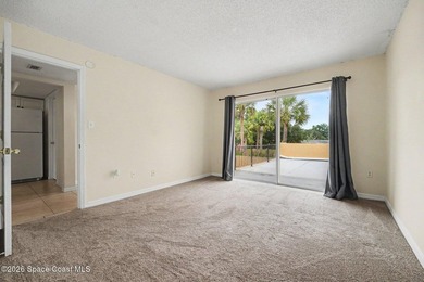 Enjoy an unbeatable location with easy access to spectacular - photo 18