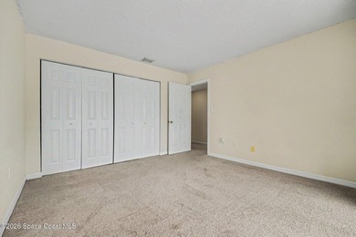 Enjoy an unbeatable location with easy access to spectacular - photo 19