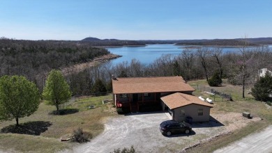 Lake Home For Sale in Mountain Home, Arkansas