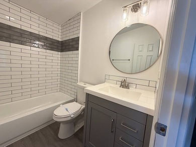 Welcome home to this beautifully remodeled 2-bedroom, 2-bath - photo 22