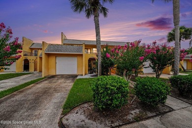 Enjoy an unbeatable location with easy access to spectacular - photo 23